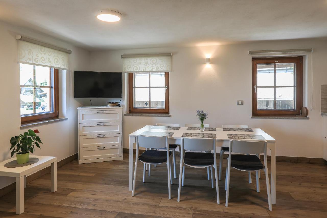 Apartmaji Tina Zgornje Gorje Zewnętrze zdjęcie